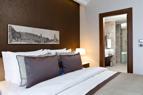 RADISSON BLU HOTEL KYIV PODIL